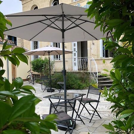 Le Rodin Bazas Hotel Екстериор снимка