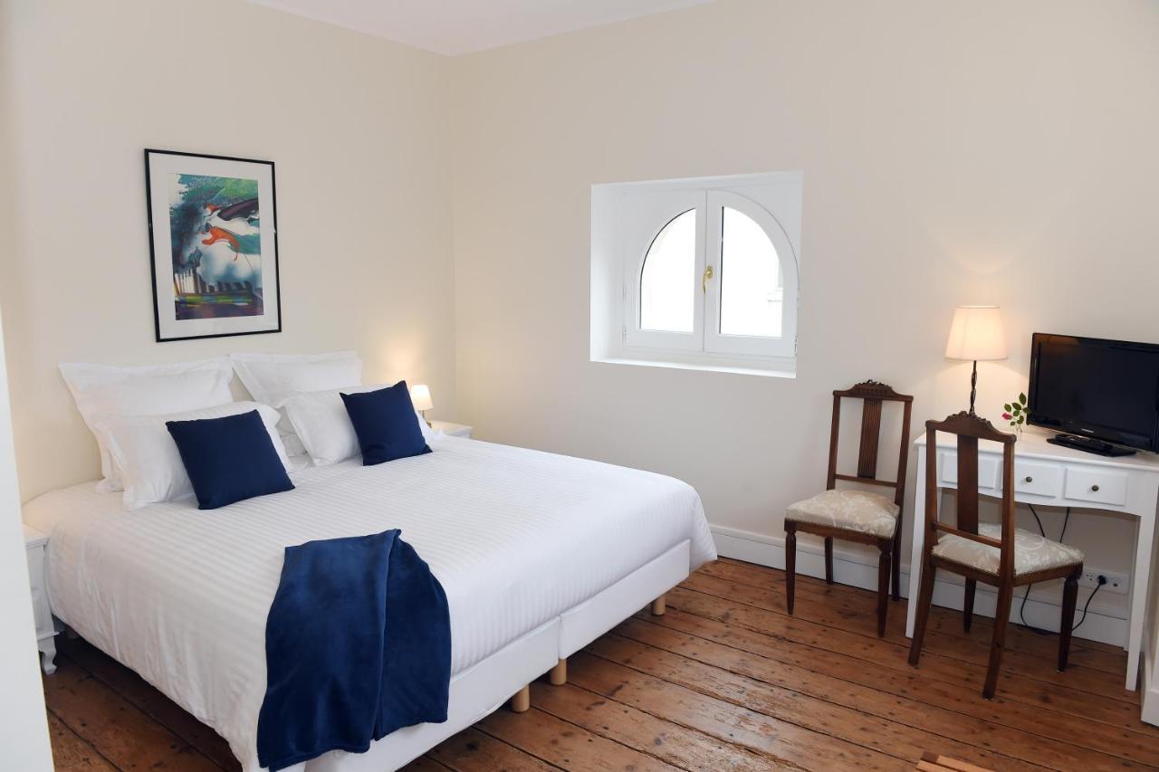 Le Rodin Bazas Hotel Екстериор снимка