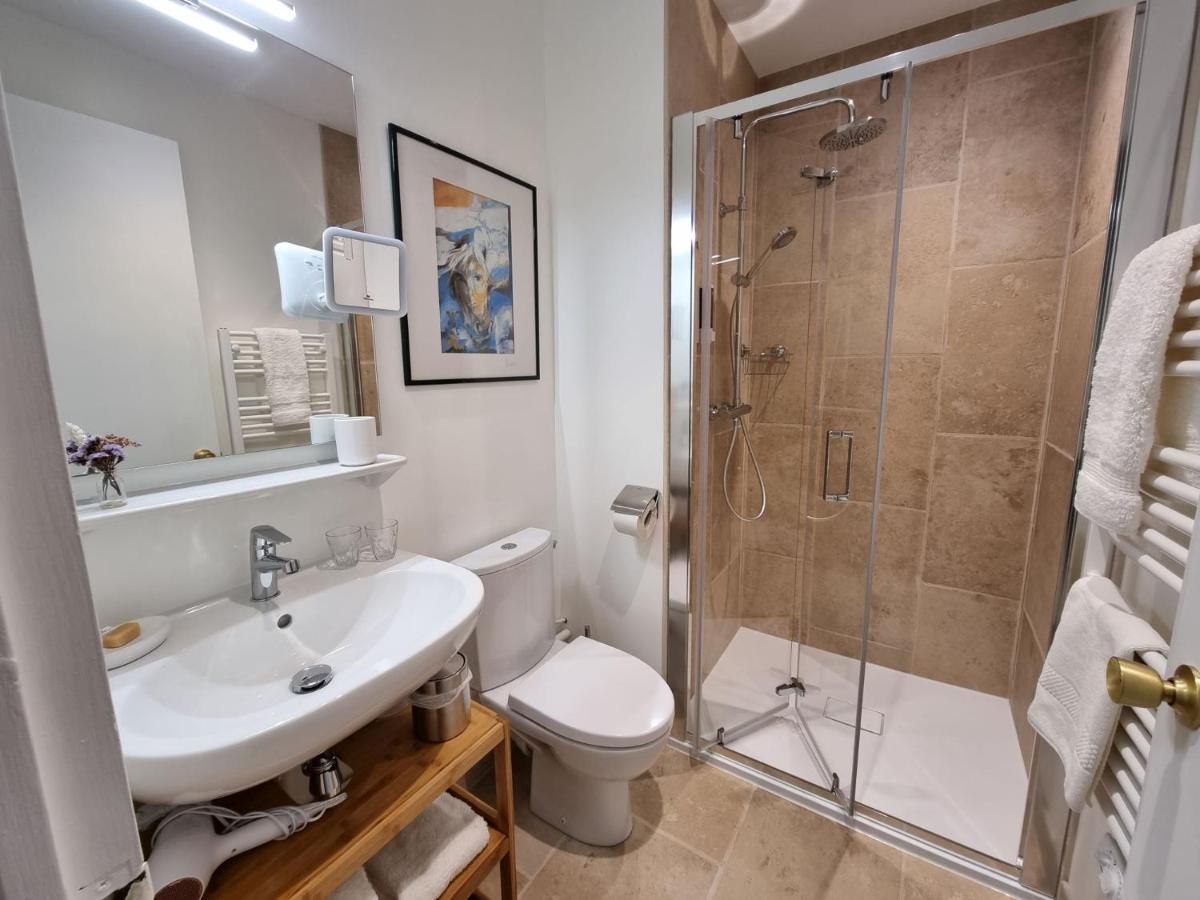Le Rodin Bazas Hotel Екстериор снимка