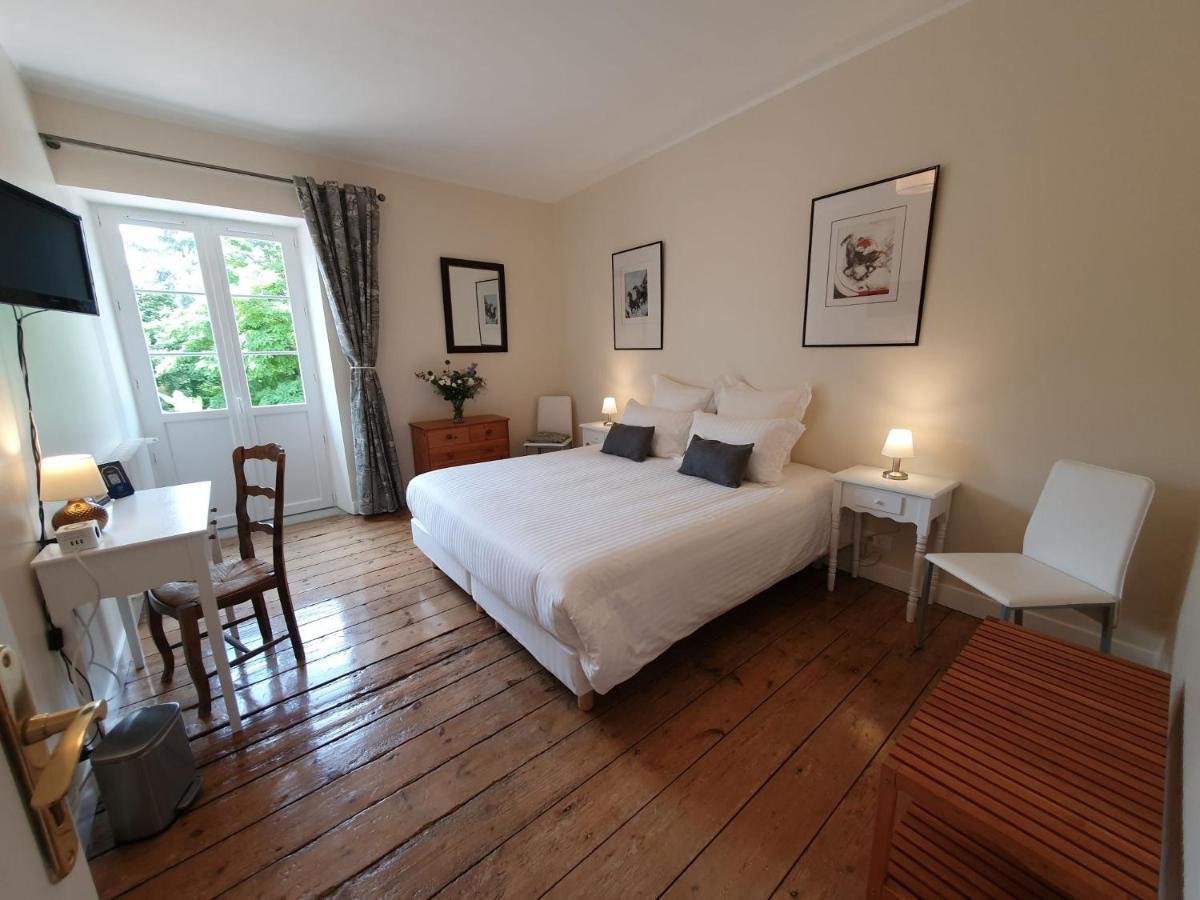 Le Rodin Bazas Hotel Екстериор снимка